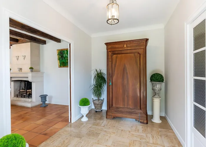 Le Manoir 1977 Gasthof *