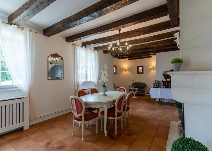 Le Manoir 1977 * Jaunay-Clan